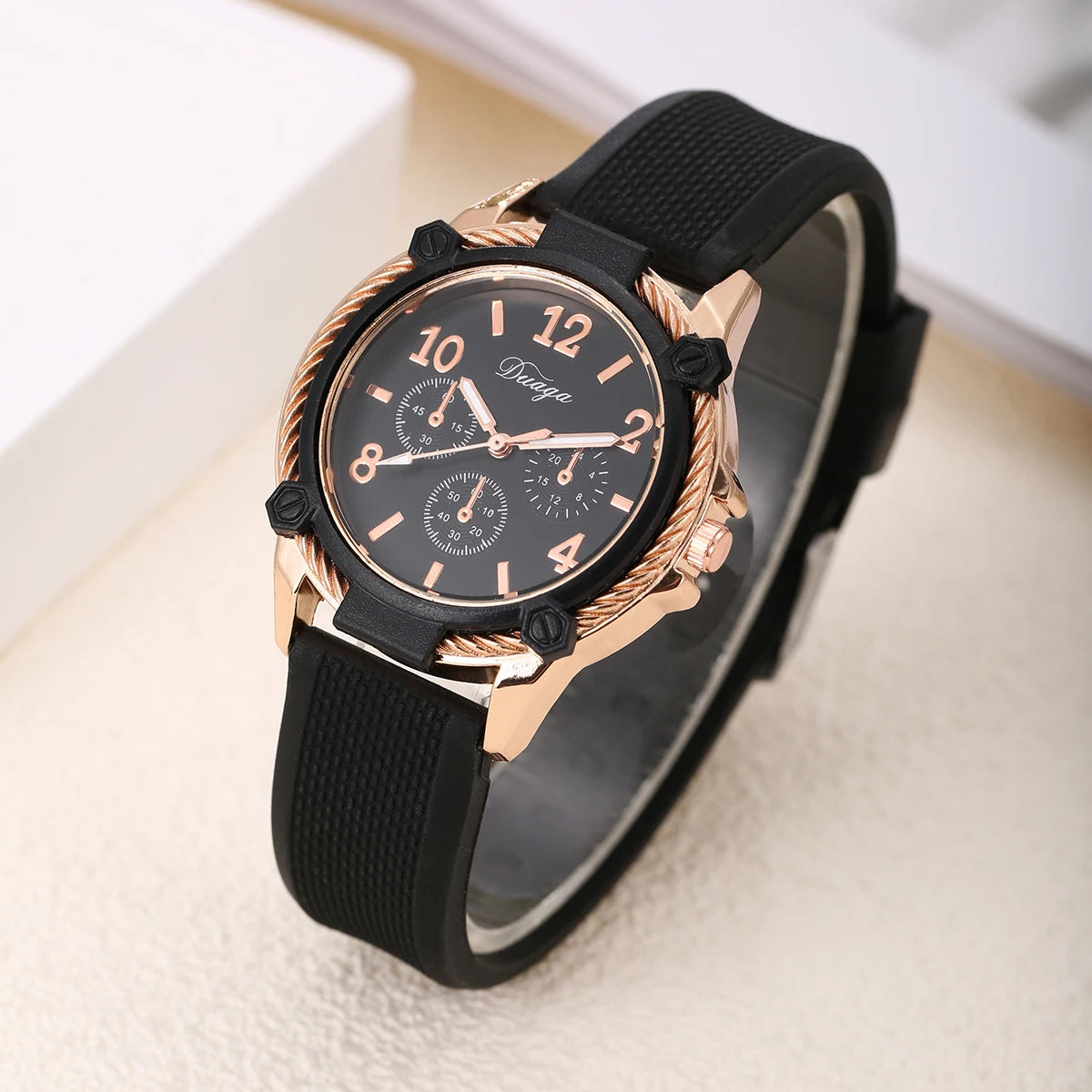 A ladies' fashionable, simple, elegant and lovely ladies' fashion watch, a romantic holiday gift for oneself/girlfriend/mother/f